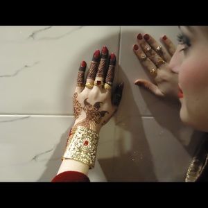 Meet your Posher, Sonia